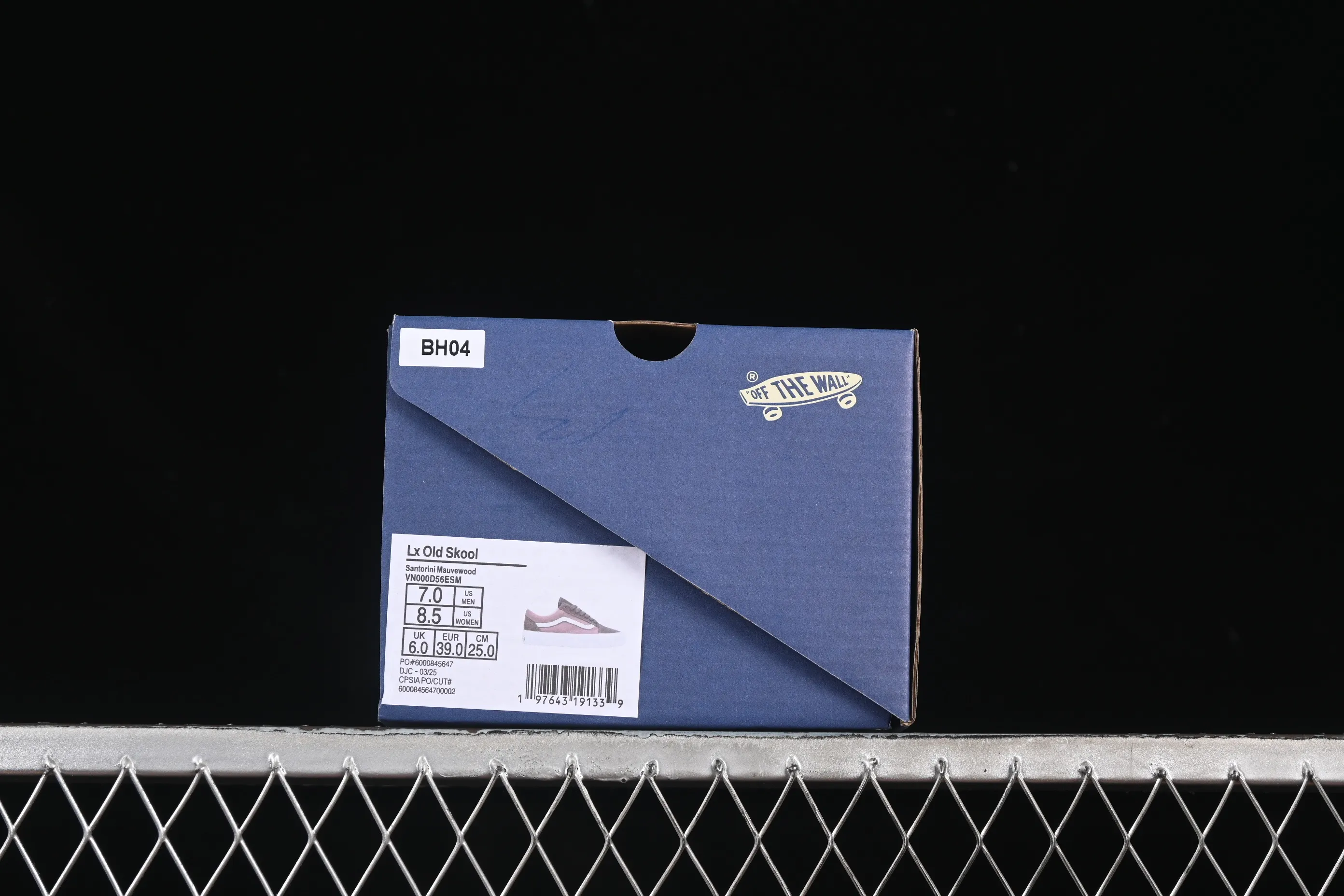 All categories Vans Vans series Vans Low Vans low-top Vans Lx Old Skool Vans low-top casual skateboard shoes VN000D56ESM